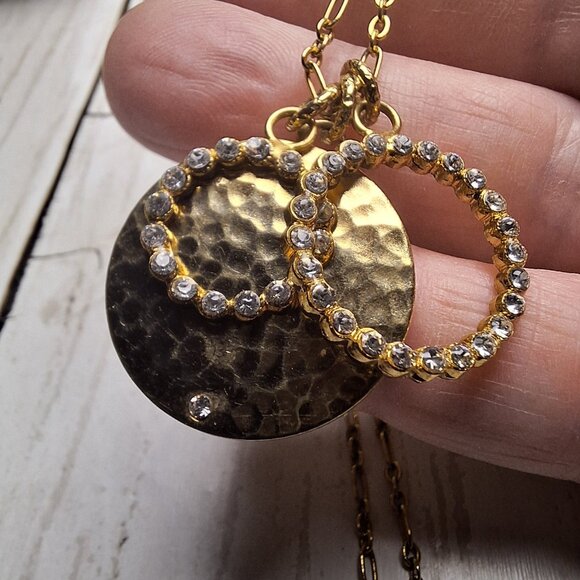 Gold Tone Pendant Necklace Hammered Disc Rhinestone Circles 16"+2" Ext. - Picture 7 of 7